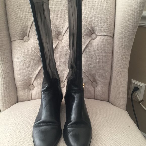 AIGNER VINTAGE BLACK LEATHER BOOTS SIZE 9 MEDIUM - Picture 2 of 9